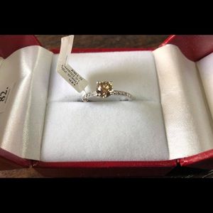 Women’s 14kt White Gold Engagement Solitaire Ring